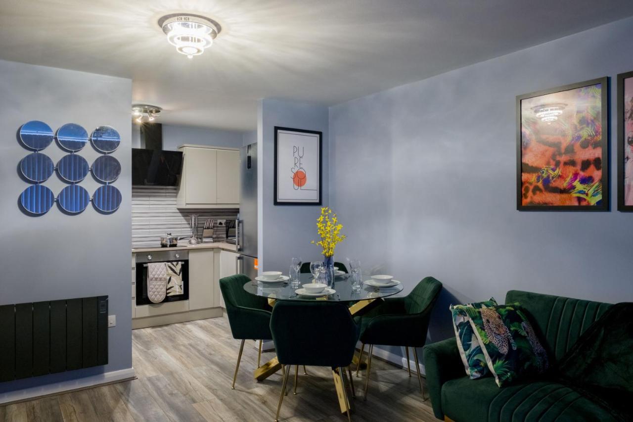 Pahuna Ghar Birmigham City 2 Bedroom Apartment- Short To Mid Term Let-Free Secure Parking Бирмингем Экстерьер фото